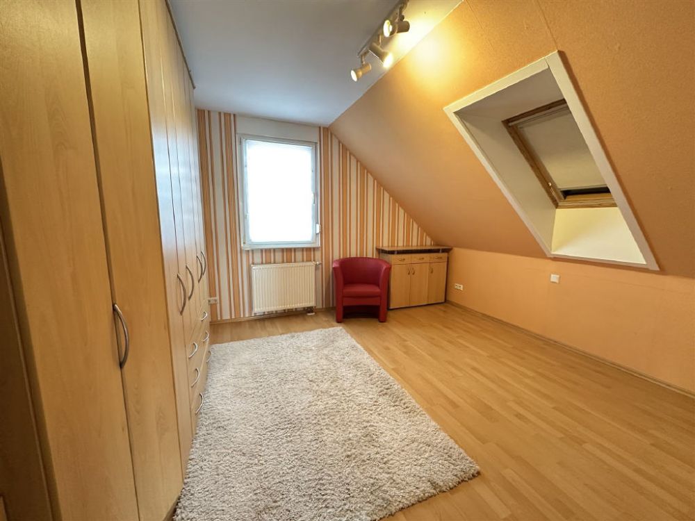 Gepflegtes Einfamilienhaus mit schönem Ausblick!