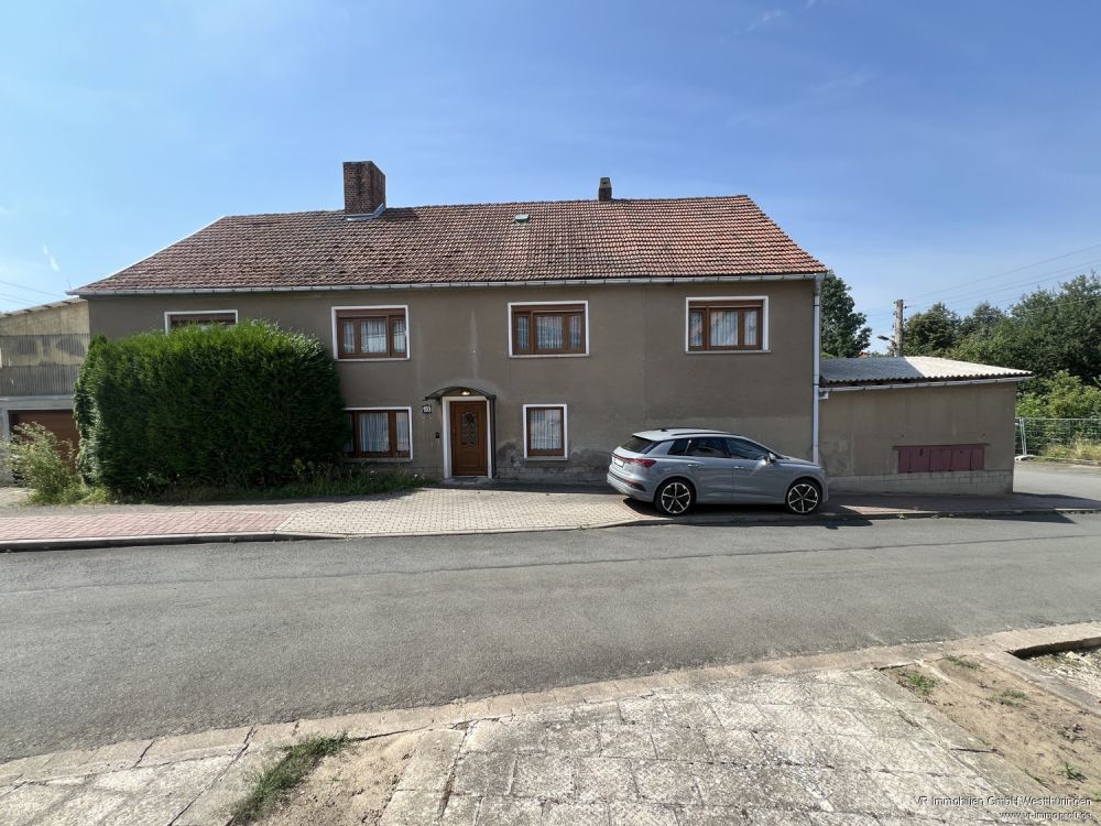 Großes Haus für kleines Geld im schönen Großvargula!