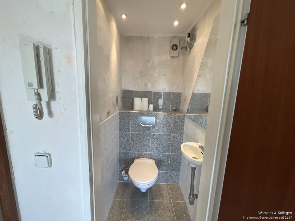 Über den Dächern von Schwaig - 3-Zimmer-Wohnung mit Ausblick, Balkon, Einbauküche und Garage