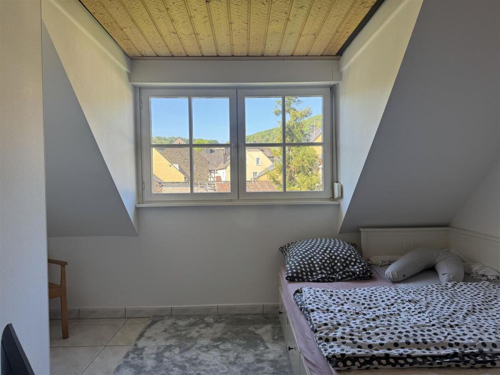 Schlafzimmer 2 DG rechts