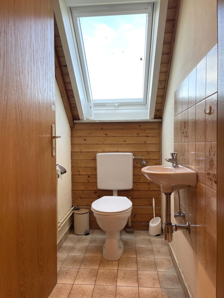 FLEXIBLES 2-FAMILIENHAUS IN ORTSRANDLAGE