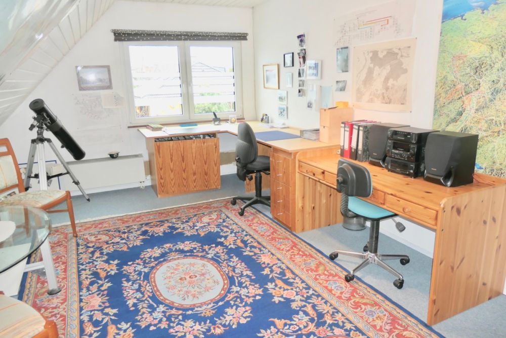 Charmantes Einfamilienhaus mit großem Garten
in ruhiger Lage von Babenhausen
- mit neuer Luftwärmepumpe -