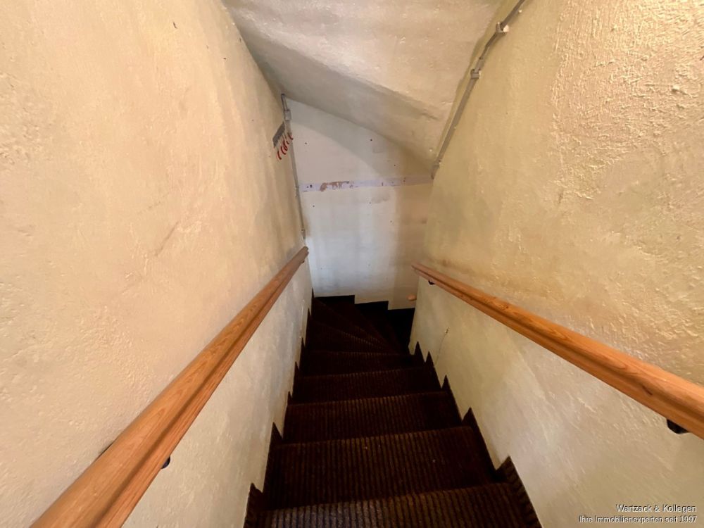 kleines Stadthaus mit wunderschönem Garten in Toplage: 
Innenstadt & Erholung 
zu Fuß zu erreichen