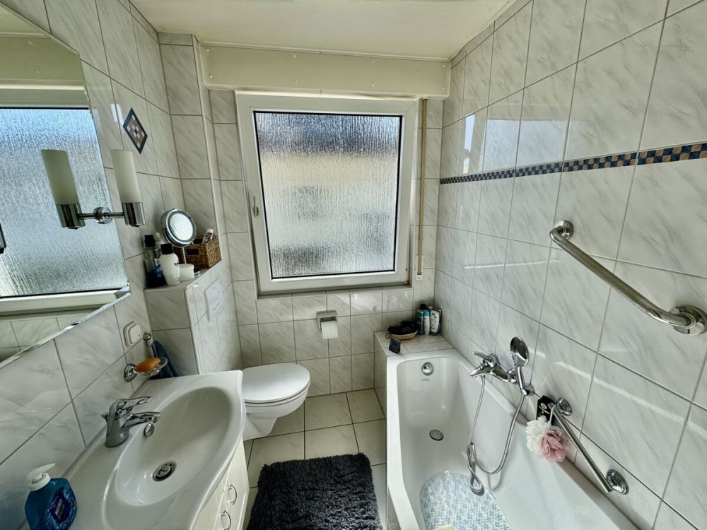 Charmantes Einfamilienhaus in idyllischer Lage – 
mit viel Platz für Familie, Arbeit und Erholung