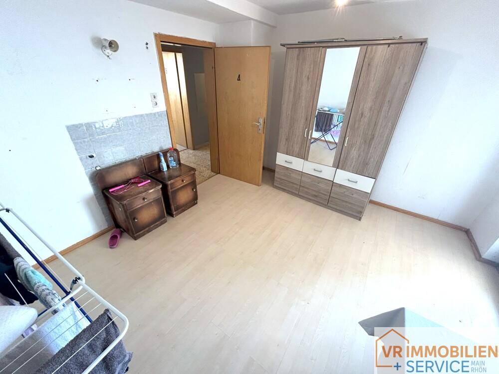 Urlaub für Gäste und ein Zuhause für Sie! - Wohnhaus mit Pension in idyllischer Lage von 97647 Hausen!