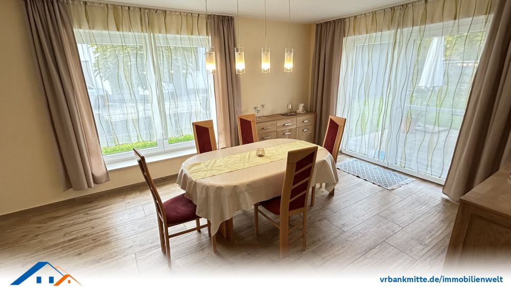 Neuwertiges Einfamilienhaus mit einladender Veranda erwartet Sie als neuen Besitzer!