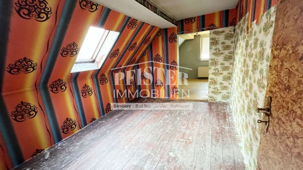 Großzügiges Sanierungsobjekt mit viel Entwicklungspotenzial in Hallstadt