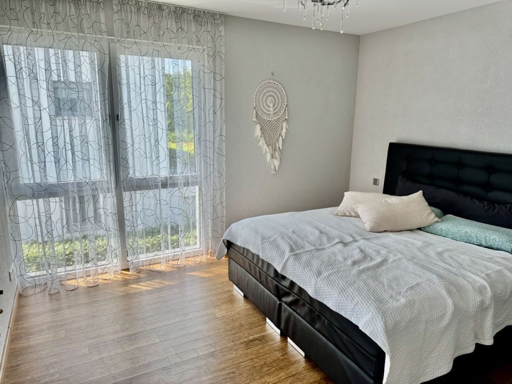 Exklusives Einfamilienhaus in erstklassiger Lage – 
stilvolles Wohnen auf höchstem Niveau