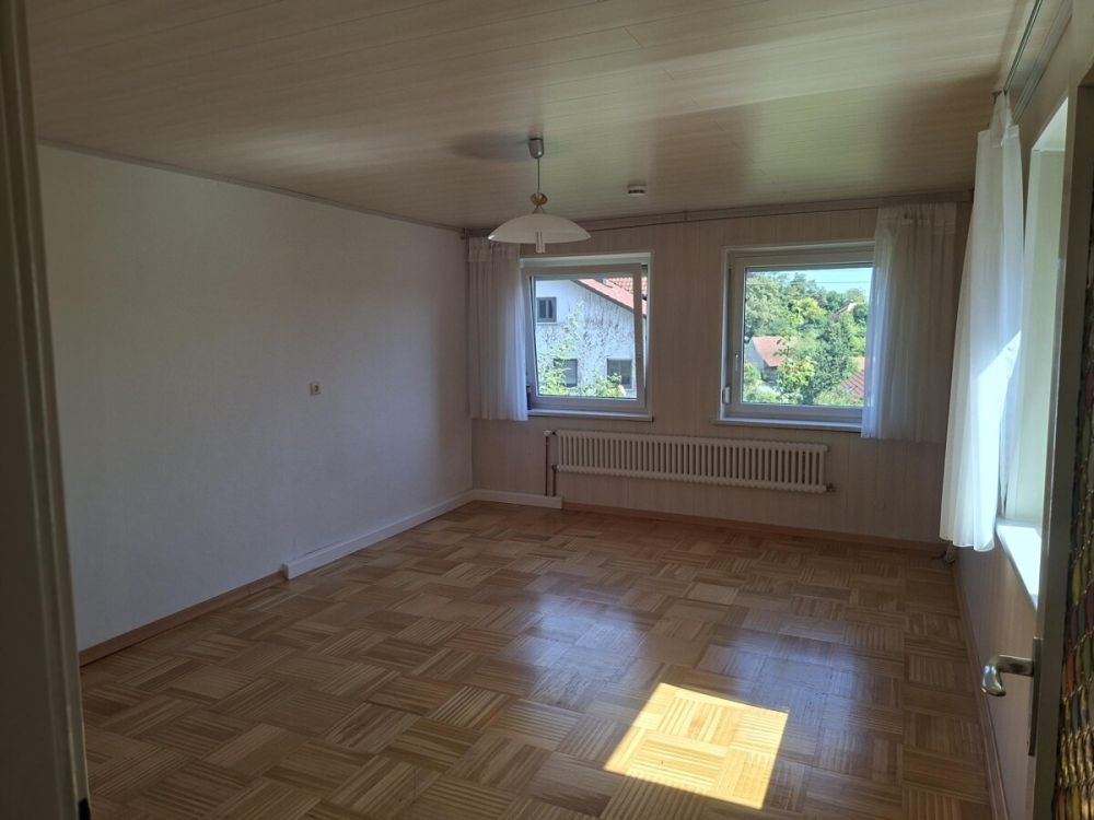 Zimmer Untergeschoss