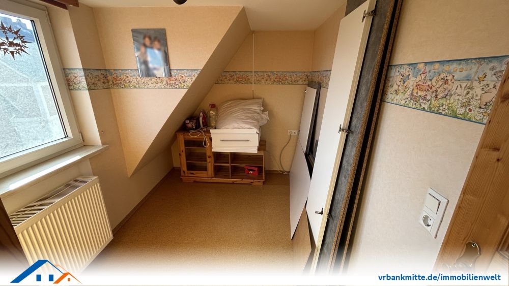 Charmantes Wohnhaus mit großzügigem Grundstück und vielseitiger Scheune