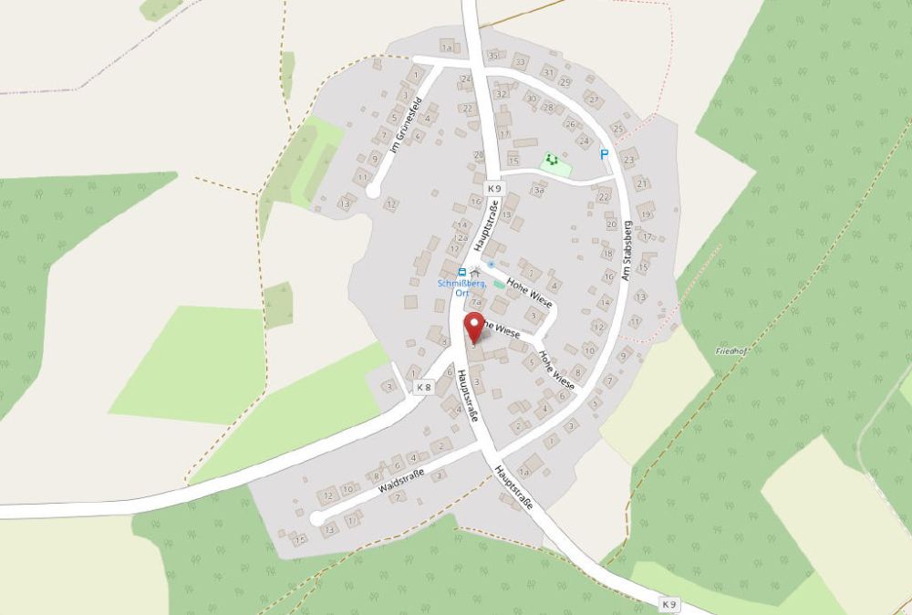 Vielseitiges Wohnhaus mit großem Grundstück und separater Einheit