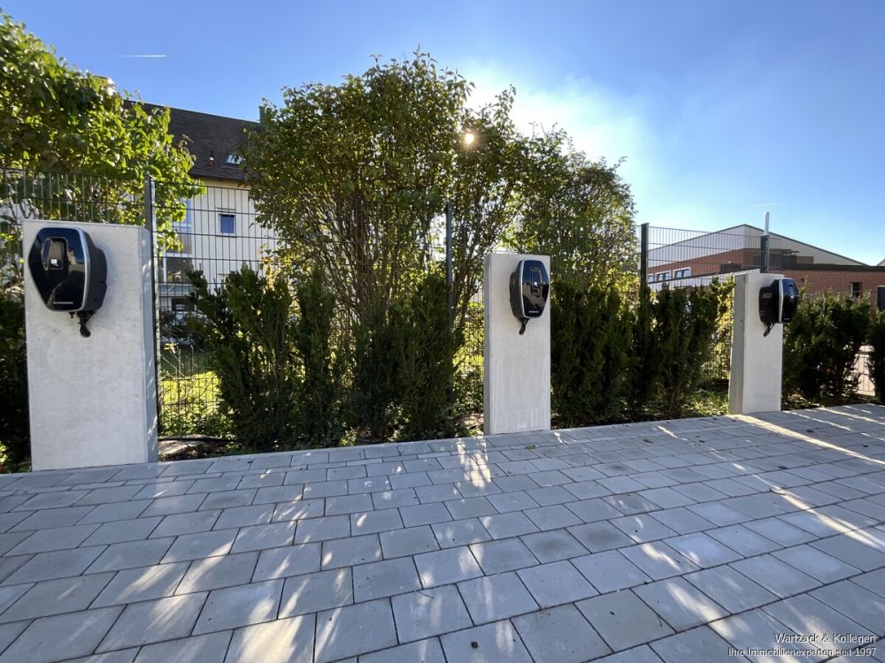 Neubau-Erstbezug: 
Wunderschöne, helle Dachterrassenwohnung 
in Schwabach-Penzendorf