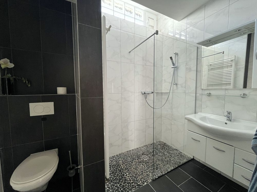 Wohnhaus/Ferienwohnung
