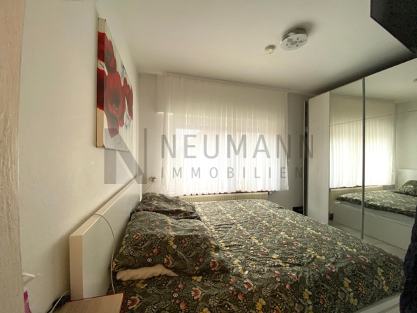 Mehrfamilienhaus mit Gewerbeeinheit (teilvermietet) und großem Garten