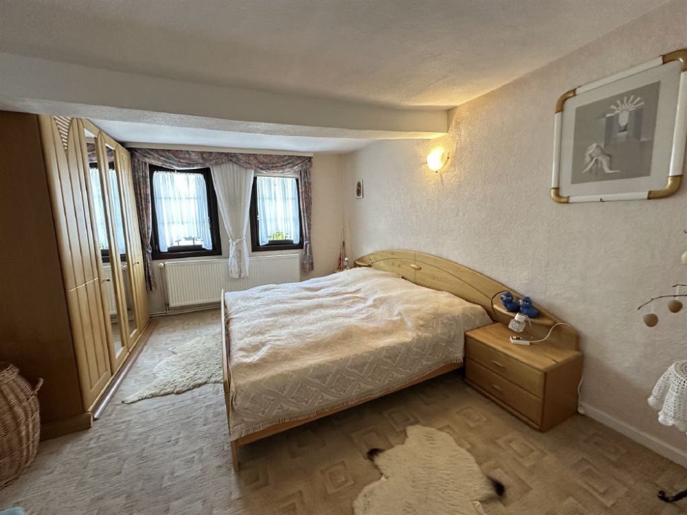 Historisches Einfamilienhaus mit schönem Grundstück