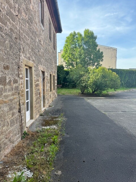 Einzigartige Immobilie mit historischem Flair: Ehemalige Amtskellerei in 97631 Bad Königshofen!