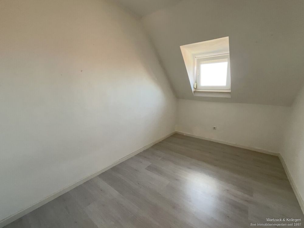 gemütliche 
4,5-Zimmer-Dachwohnung
zwischen Stadtpark & Marktplatz