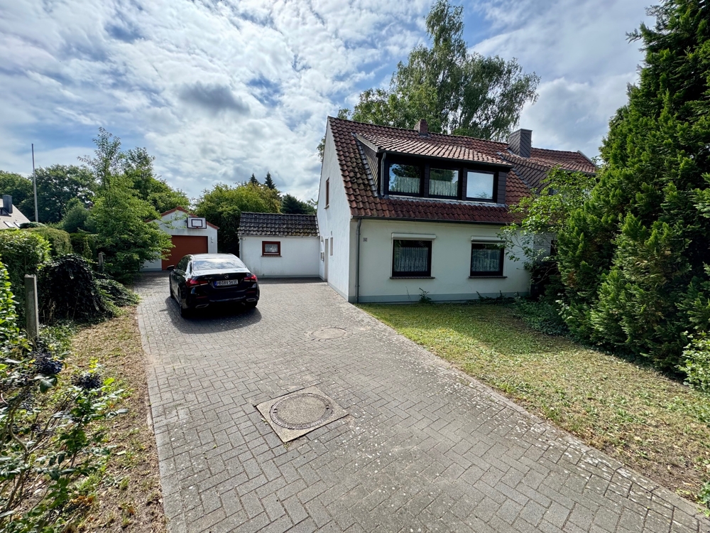 Gemütliche Doppelhaushälfte in ruhiger Lage