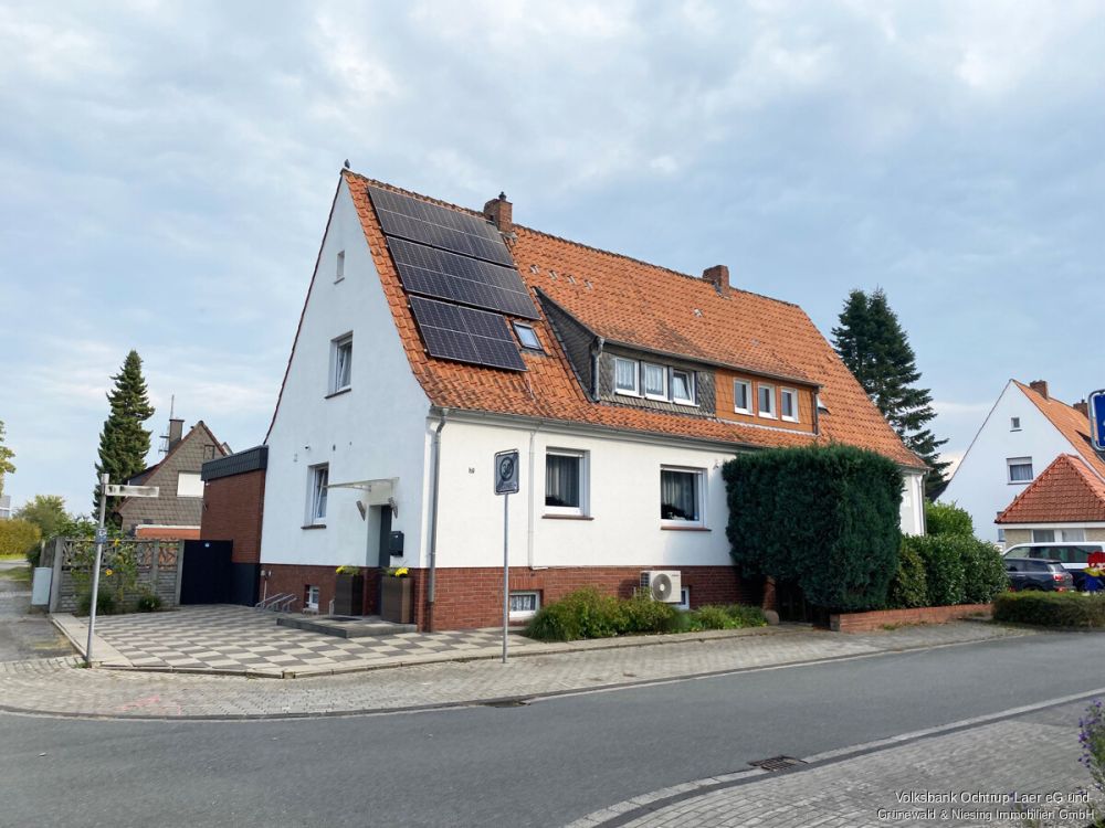 Doppelhaushälfte komplett sarniert!