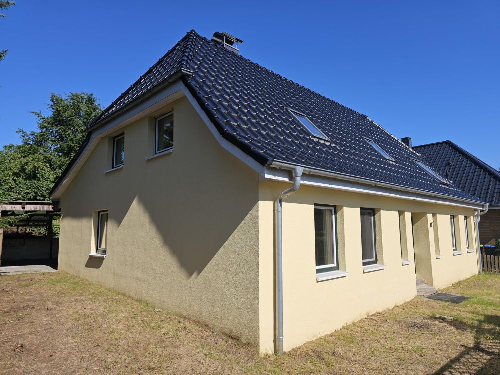 Wohnen und vermieten: Energetisch saniertes Haus mit 2 separaten Wohneinheiten