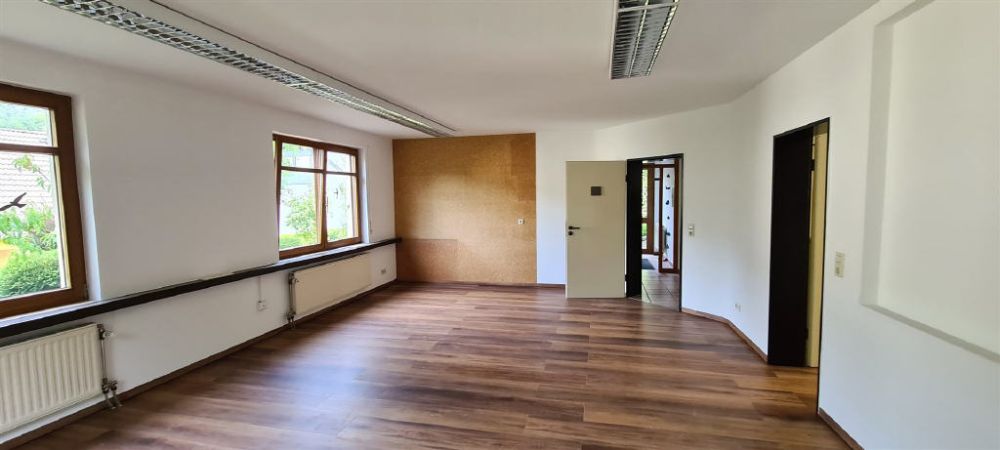 ::. Büro-/Praxisräume in angenehmer Lage von Cochem (Cond) .::