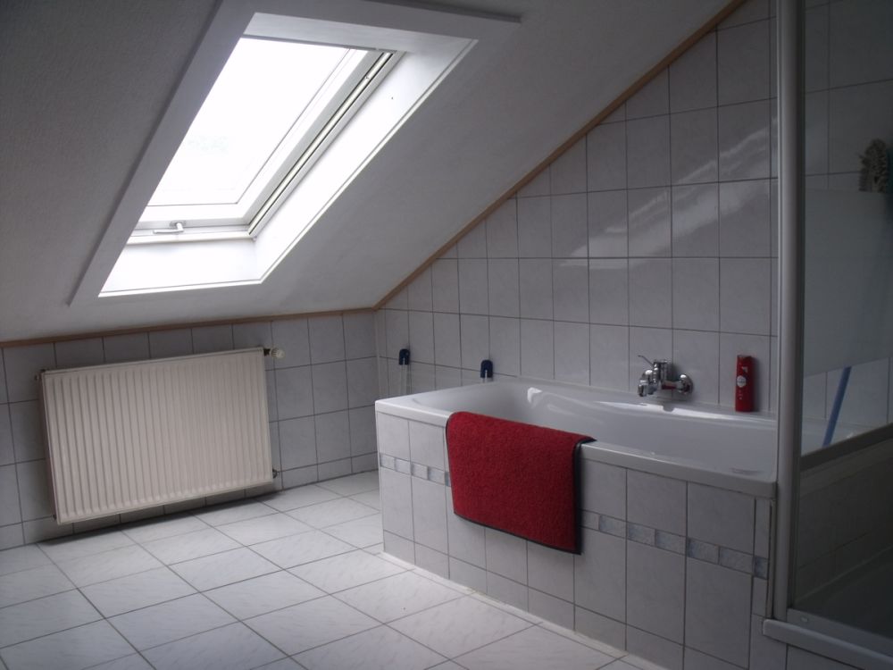 Gepflegtes Zweifamilienhaus in ruhiger Lage in Waidhaus!