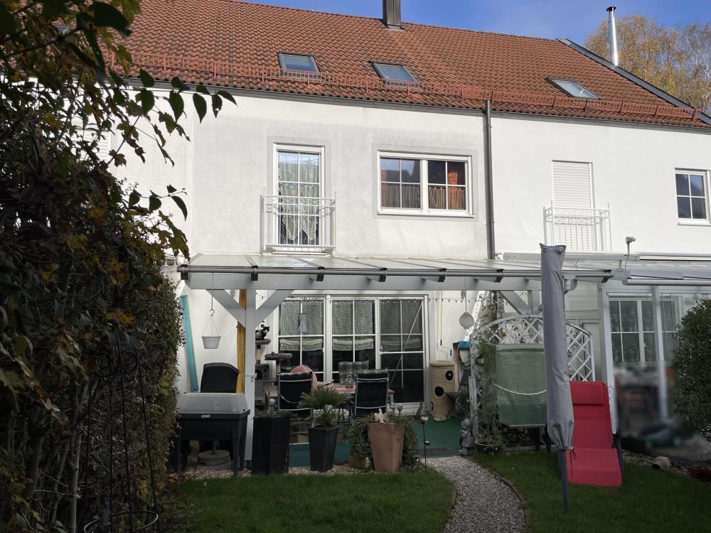 BEREIT FÜR DIE ZUKUNFT: FUSSBODEN-HEIZUNG UND "YTONG"-WÄNDE