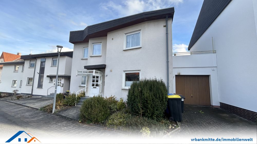 Zweifamilienhaus in zentraler Lage