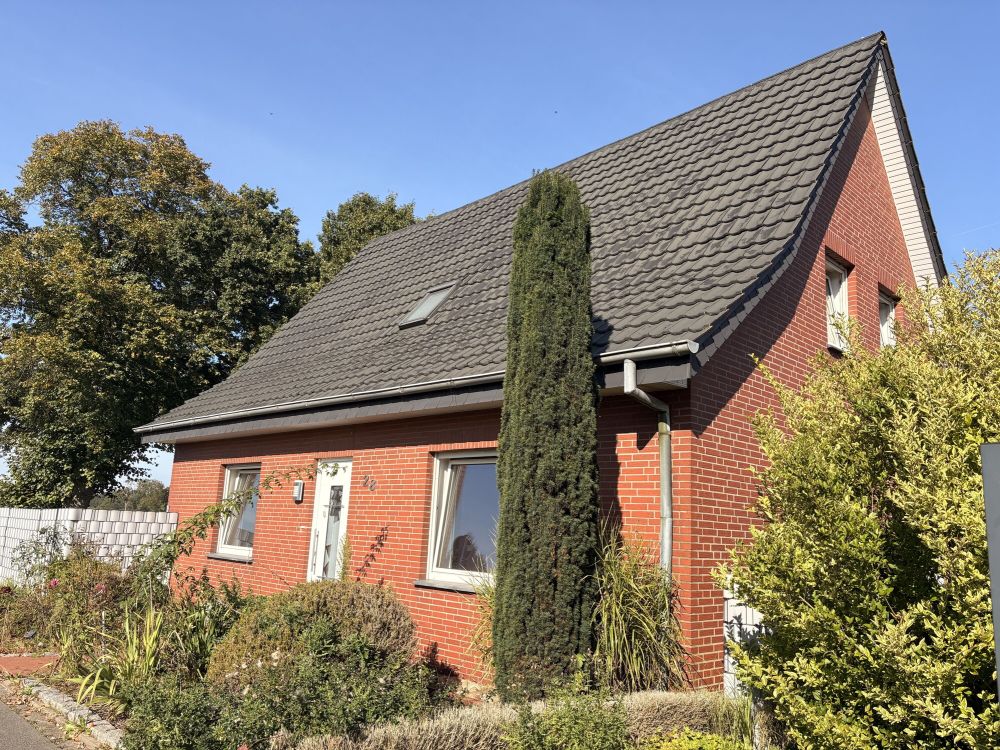 Viel Platz für Ihre Träume!  - Charmantes Einfamilienhaus am Ortsrand von Recke (2)