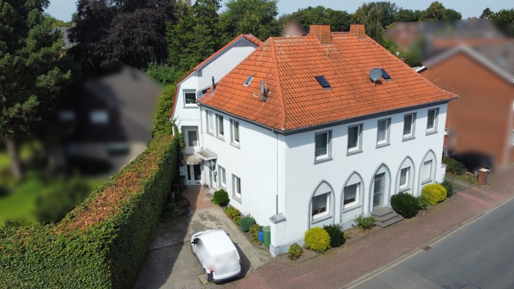 Historisches Mehrfamilienhaus
mit 4 Wohnungen & Potenzialgrundstück
in guter Lage von Neuenkirchen (2)