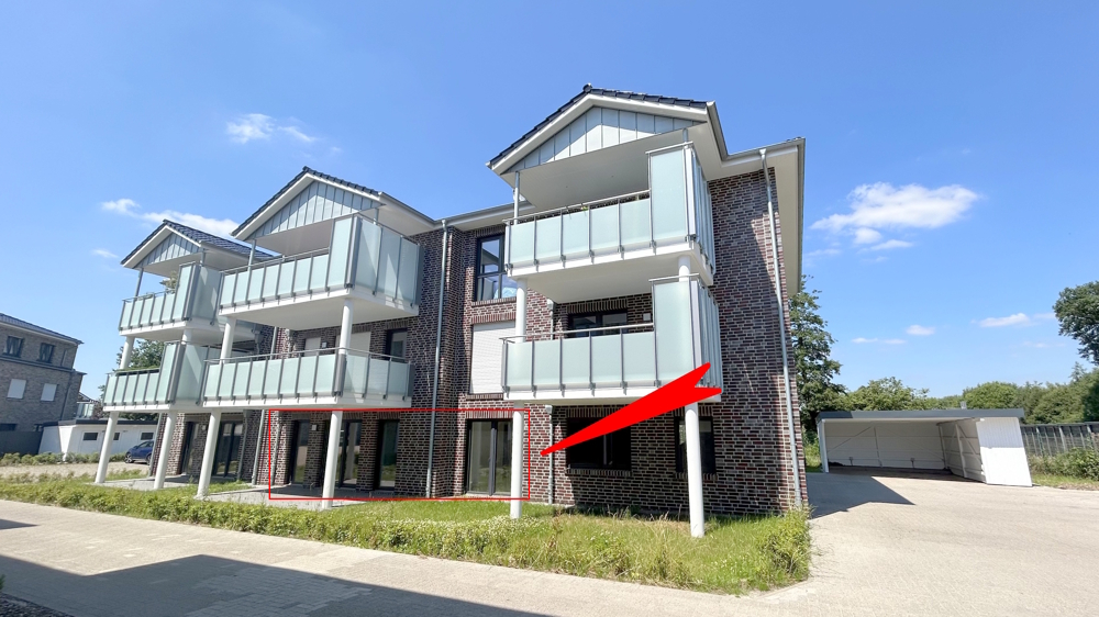 Hochwertige Erdgeschosswohnung mit überdachter Terrasse und Gartenanteil sowie ein Stellplatz (2)