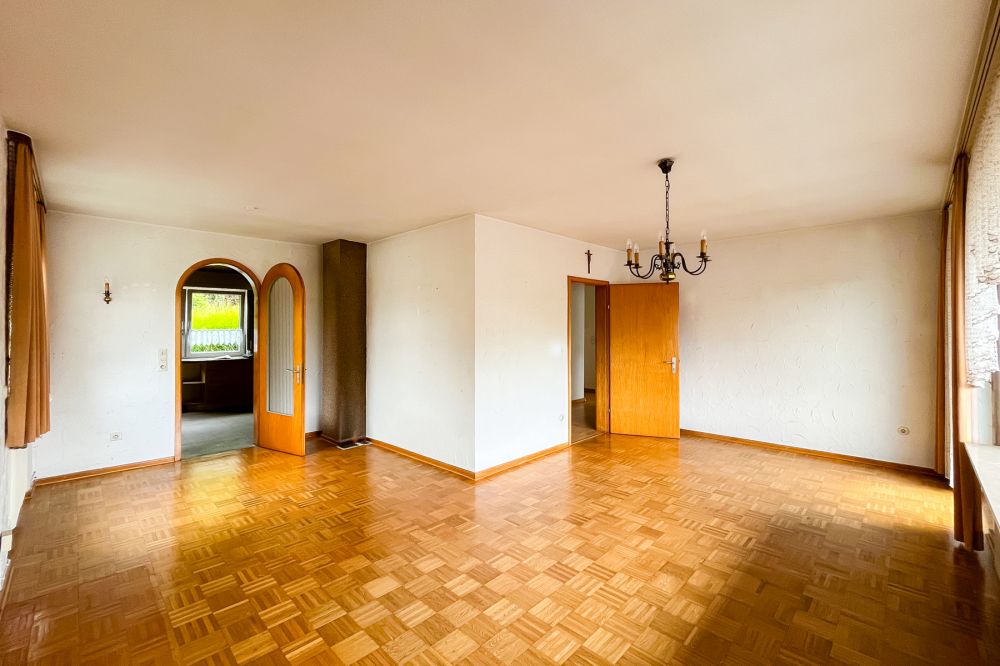 Ein Zuhause mit Herz – großzügiges Einfamilienhaus mit Einliegerwohnung und Platz für Ideen