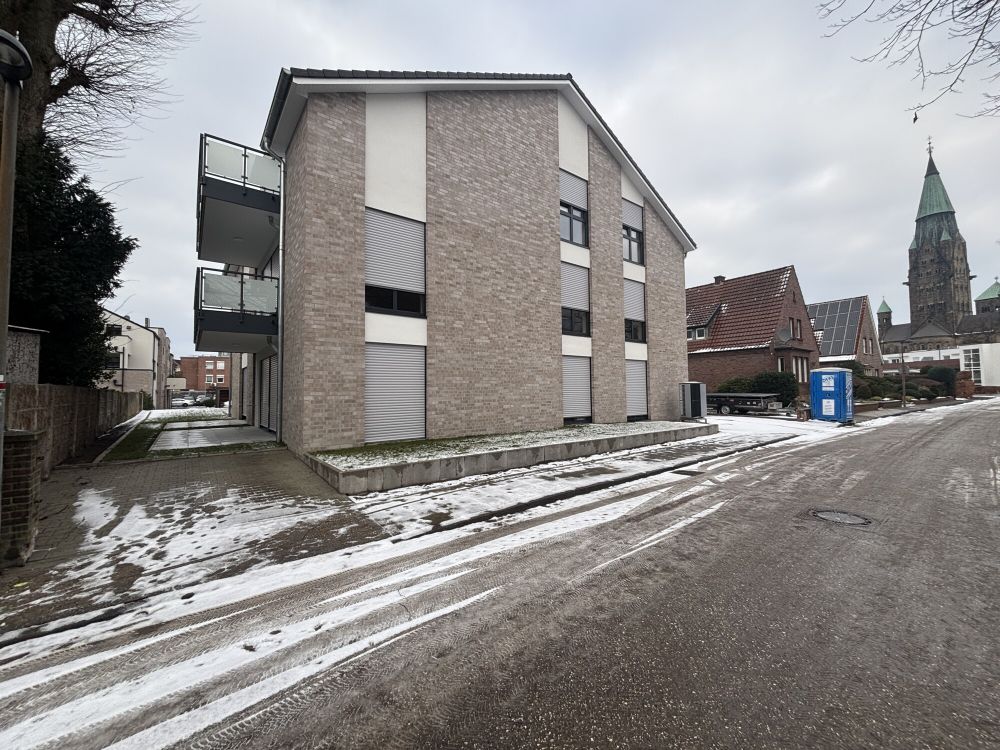 Modern & zentral!
hochwertige 3-Zimmer Wohnung mit Stellplatz 
in bester Lage von Rheine zur Miete! (2)