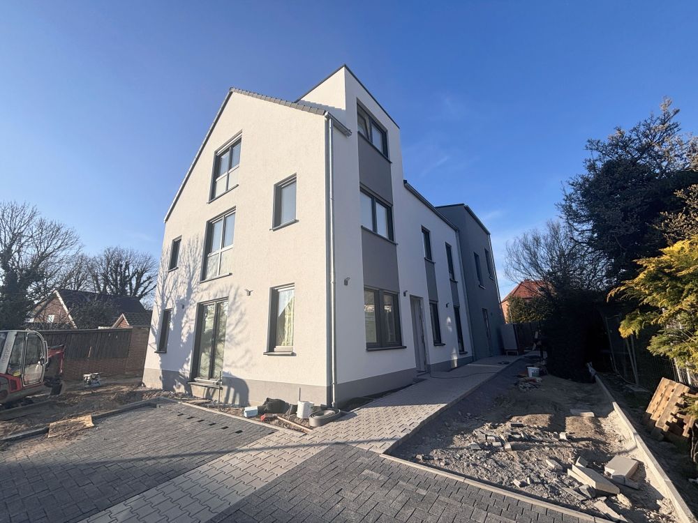 großzügige 3-Zimmer-Wohnung 
mit Küche und Stellplatz
in Rheine-Eschendorf zur Miete! (2)