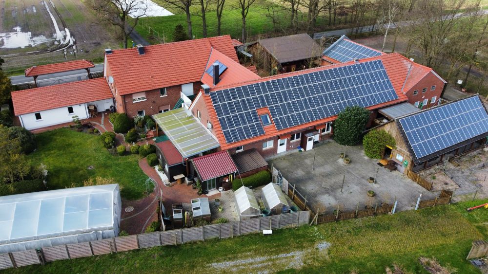 Mit der Natur im Einklang - Landwirtschaftliches Anwesen mit Potenzial! (2)