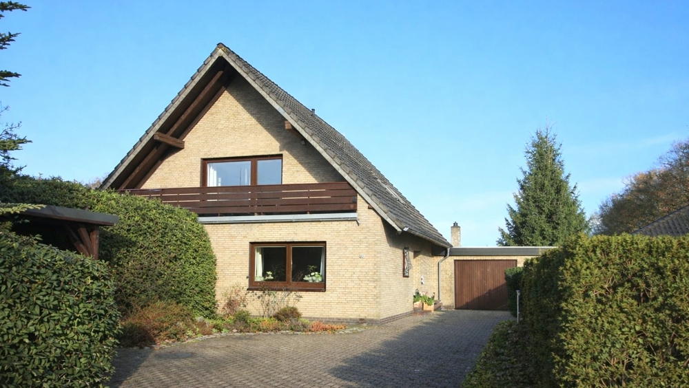 Gepflegtes EFH mit Garten, Carport und Garage in guter, verkehrsangebundener Lage von WST-Ocholt (2)