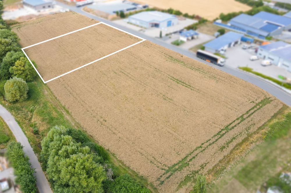 Vielseitig nutzbares Gewerbegrundstück – sofort bebaubar & erweiterbar