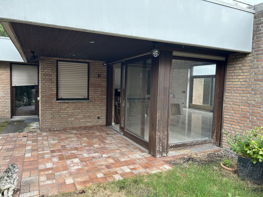 Architektonisches Unikat - Großzügiges Atriumhaus mit offener Bauweise und privaten Garten