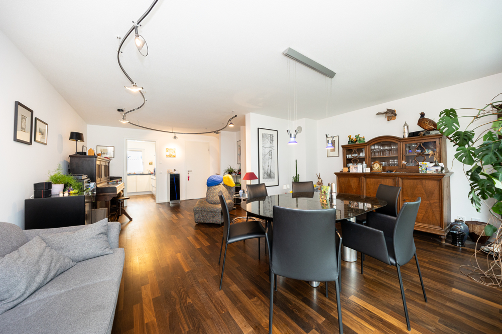 Hochwertiges Reihenmittelhaus in ruhiger Bestlage von Dachau mit traumhaftem Garten