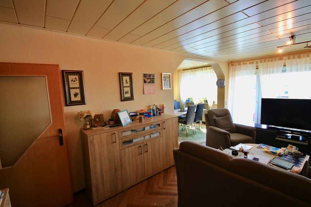 Modernes Wohnen mit Weitblick – 
4-Zimmer-Wohnung im 11. Stock in Obertshausen-Hausen