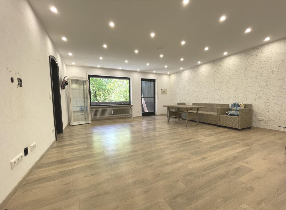 mit Süd-Loggia-Zugang