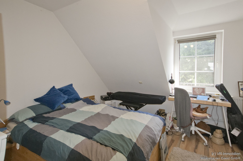 Gemütliche 2-Zimmer-Dachgeschosswohnung mit Balkon