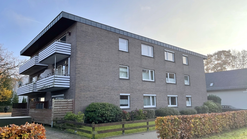 Gepflegte 2-Zimmer-OG-Wohnung mit Balkon, Keller und Stellplatz in attraktiver Lage von Oldenburg