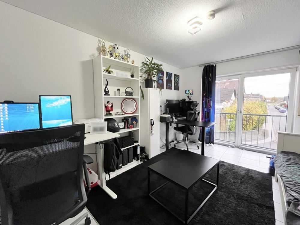 ALL INCLUSIVE: 2-Familienhaus + Einliegerwohnung + PKW-Stellplätze