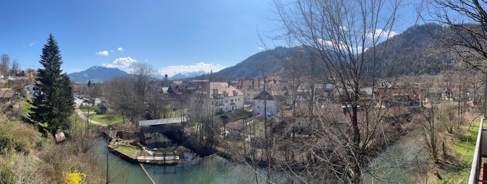 EINZIGARTIGE RARITÄT IN ZENTRALER LAGE!!!  1-2-Familienhaus in Immenstadt
