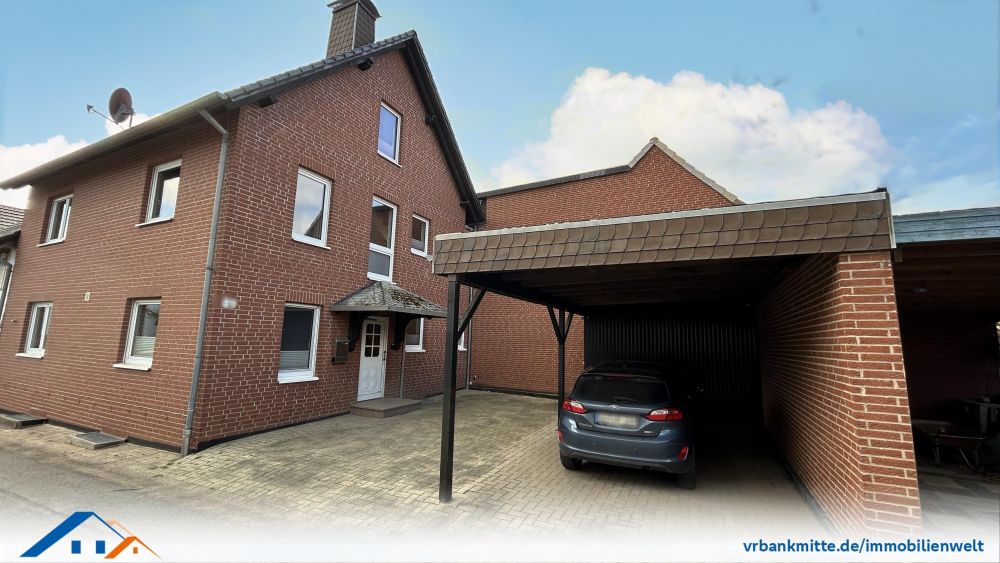 Charmante Doppelhaushälfte mit Potenzial – ruhiges Wohnen auf 3 Ebenen