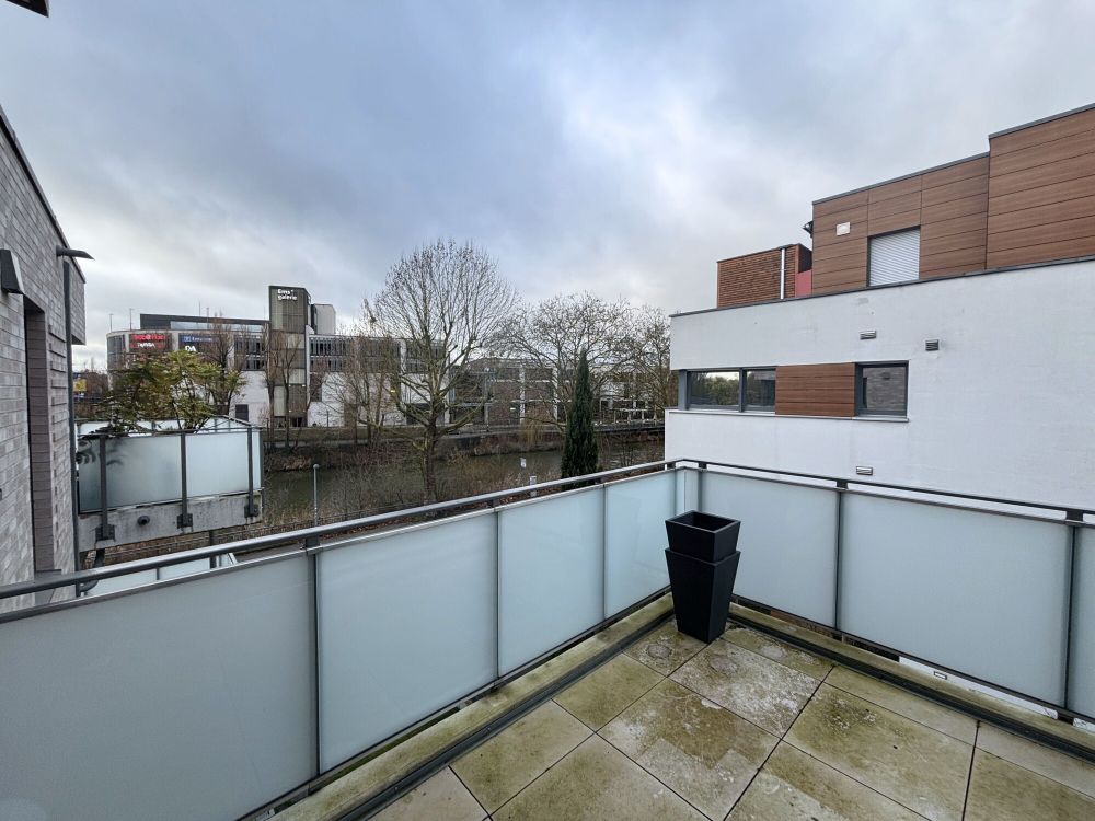 Mit Emsblick!
Attraktive 2-Zimmer Mietwohnung 
im Zentrum von Rheine! (2)