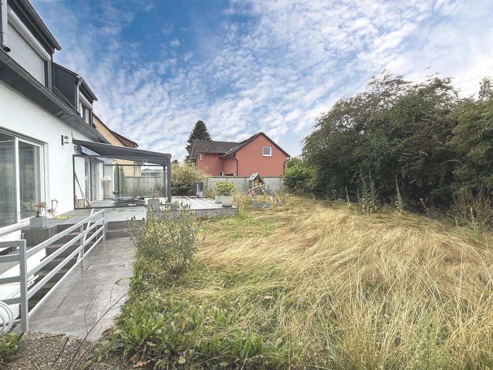 Modernisiertes Einfamilienhaus in Graben - viel Platz, hochwertige Ausstattung und großer Garten!