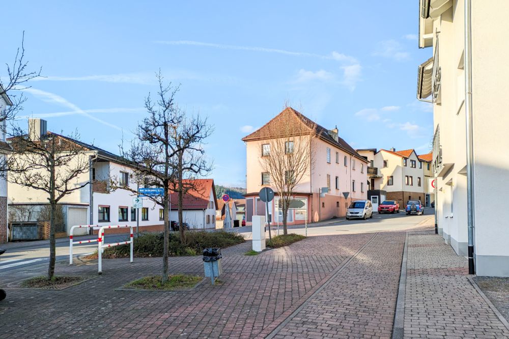 Interessantes Rendite-Objekt in der Kurstadt Bad König - ein Haus und jede Menge Möglichkeiten!