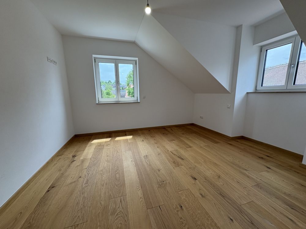 Traumhafte Dachgeschosswohnung im Neubauprojekt "Wohnen an der Goldenen Straße" in Plößberg!